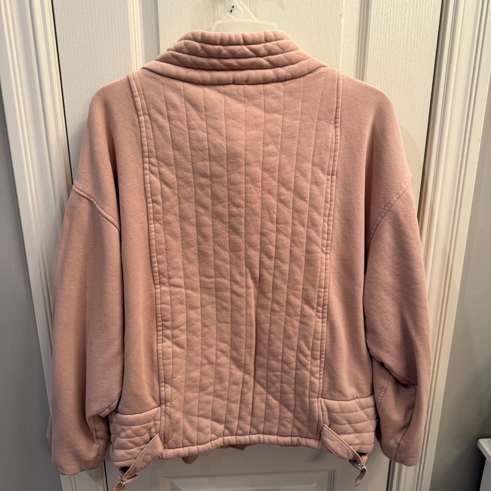 Free People blush pink oversized knit quilted jacket. Size M/L - Picture 5 of 8